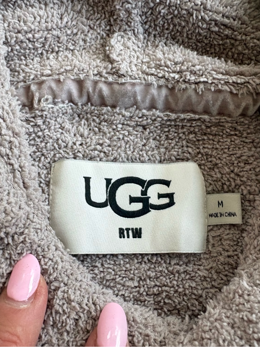 UGG RTW Fleecy Sherpa Lounge Hoodie M - Picture 3 of 6